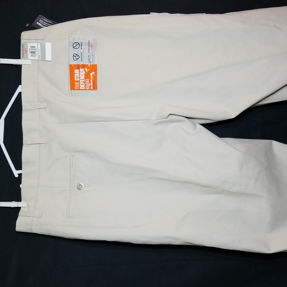 Dockers Signature Khakis, Classic Fit Versatile Pants Size - Picture 8 of 15